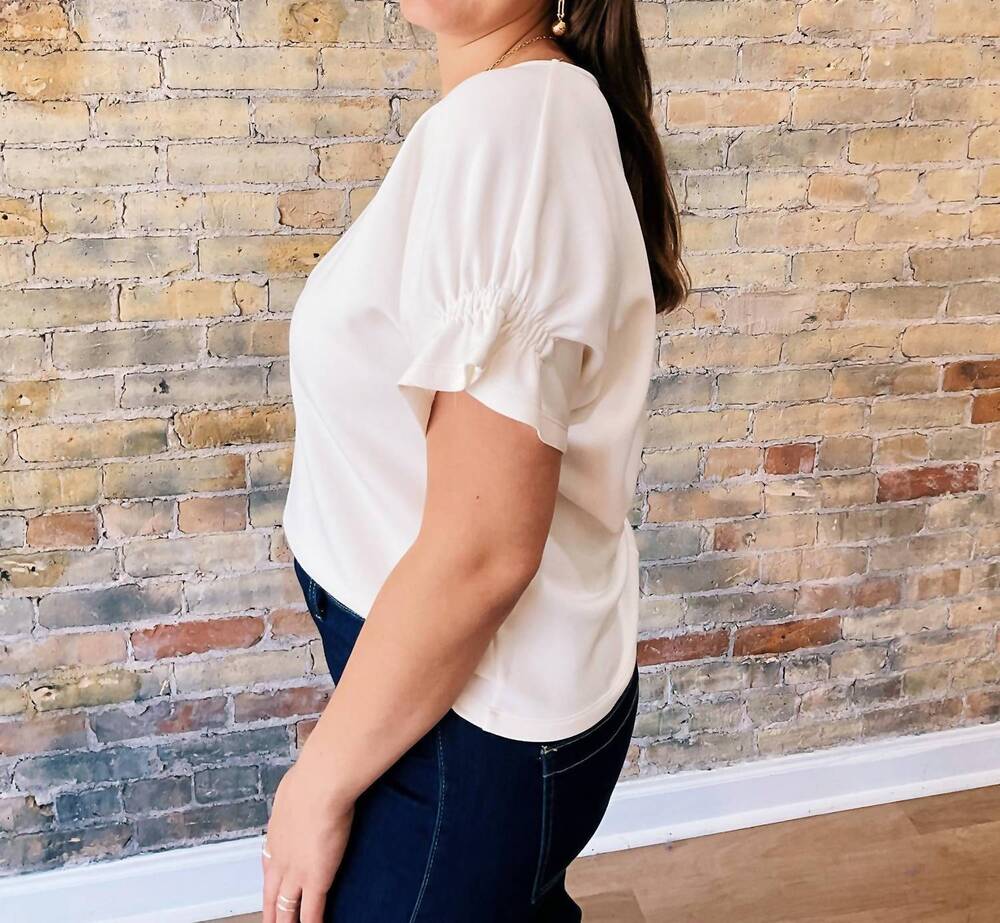 NEW TO THE WAY CORP. everly blouse in white - Picture 3 of 4